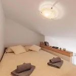 Apartment In - Istrien 33192 Koromacno