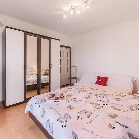 In - Istrien 33192 Apartment Koromacno